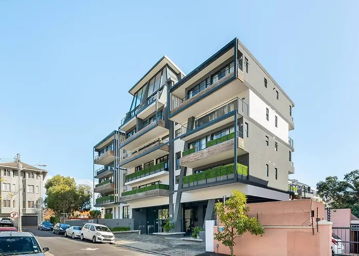 Lovely Sea View Duplex Sea Point